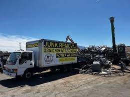 Moving and Downsizing Cleanouts in Linden, AZ